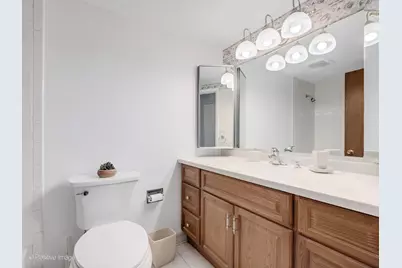 6340 Americana Drive #310, Willowbrook, IL 60527 - Photo 14