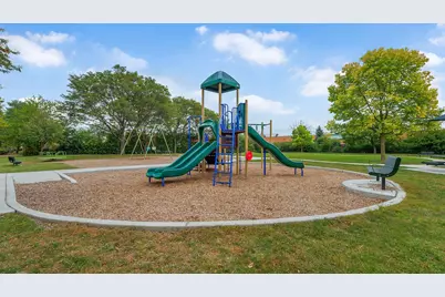 6340 Americana Drive #310, Willowbrook, IL 60527 - Photo 24