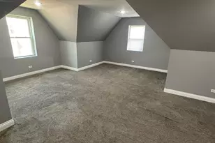 10944 S Wallace St, Chicago, IL 60628 - Photo 10