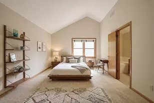 3191 Village Green Dr, Aurora, IL 60504 - Photo 20