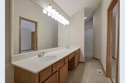 3191 Village Green Drive, Aurora, IL 60504 - Photo 26