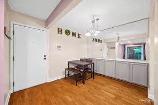 820 N Lakeside Dr, Vernon Hills, IL 60061 - Photo 8