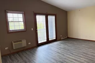 330 Leah Ln, Woodstock, IL 60098 - Photo 10