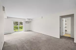 2315 E Olive St, Arlington Heights, IL 60004 - Photo 2