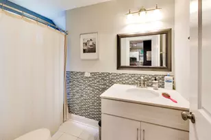541 N Lombard Ave, Oak Park, IL 60302 - Photo 14
