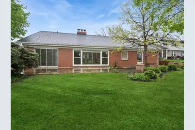 410 Flossmoor Avenue, Waukegan, IL 60085 - Photo 20