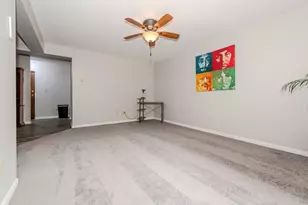 222 Madison St, Joliet, IL 60435 - Photo 12