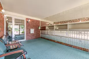 222 Madison St, Joliet, IL 60435 - Photo 20