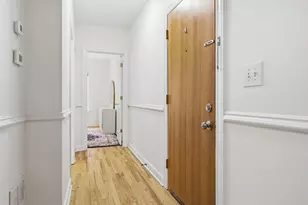 2556 W Rosemont Ave, Chicago, IL 60659 - Photo 10