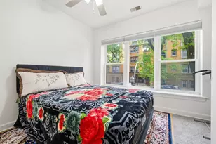 2556 W Rosemont Ave, Chicago, IL 60659 - Photo 16