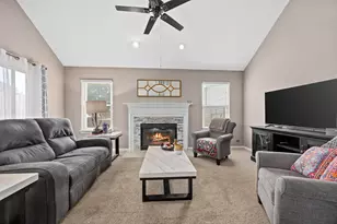 2 Buckboard Ct, Bolingbrook, IL 60490 - Photo 18