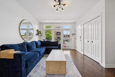5617 W Lawrence Avenue #1, Chicago, IL 60630 - Photo 2