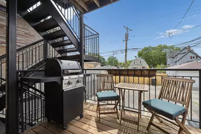 5617 W Lawrence Avenue #1, Chicago, IL 60630 - Photo 18