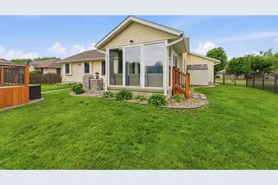 1629 Golfview Court, Erie, IL 61250 - Photo 4