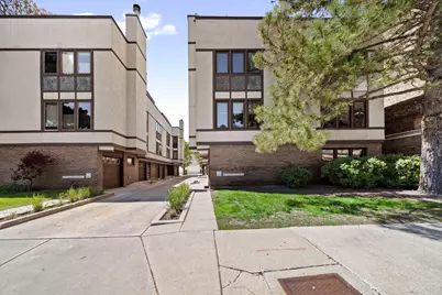 425 S Oak Park Avenue #C, Oak Park, IL 60302 - Photo 1