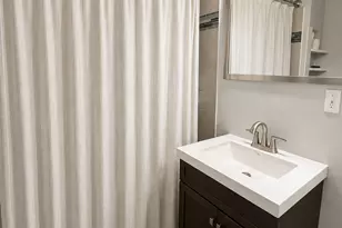 2137 W Rice St, Chicago, IL 60622 - Photo 6
