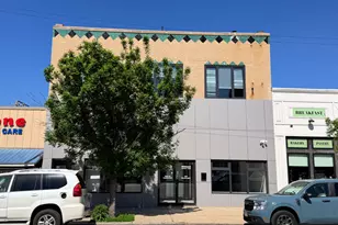 5209 N Milwaukee Ave, Chicago, IL 60630 - Photo 1