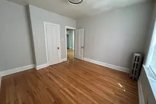 7655 S Yates Blvd, Chicago, IL 60649 - Photo 6