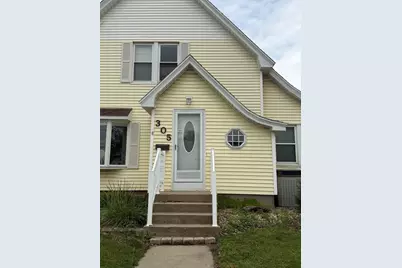 305 S Clinton Street, Morrison, IL 61270 - Photo 2