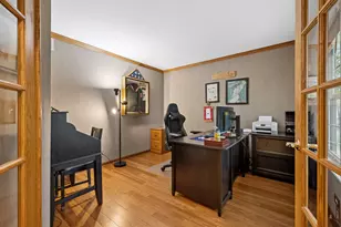 606 Arlington Ln, South Elgin, IL 60177 - Photo 6