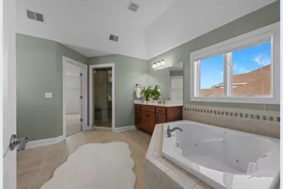 402 Deerfield Drive, Oswego, IL 60543 - Photo 30