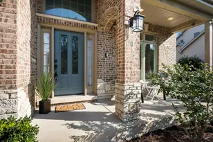 402 Deerfield Dr, Oswego, IL 60543 - Photo 2