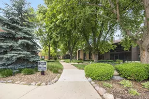 740 Saint Andrews Ln, Crystal Lake, IL 60014 - Photo 18