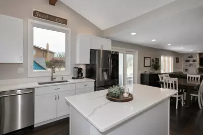11732 Hidden Brook Court, Orland Park, IL 60467 - Photo 8