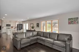 11732 Hidden Brook Ct, Orland Park, IL 60467 - Photo 12