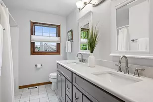 755 Warwick Ct, Lake Zurich, IL 60047 - Photo 30