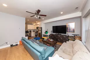 2437 N Ashland Ave, Chicago, IL 60614 - Photo 4