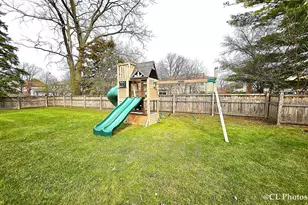 2313 Greenwood Rd, Glenview, IL 60026 - Photo 30