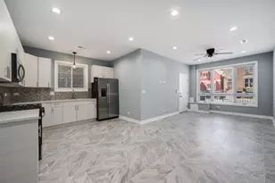 3031 W Warren Blvd, Chicago, IL 60612 - Photo 4