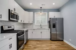 3031 W Warren Blvd, Chicago, IL 60612 - Photo 14