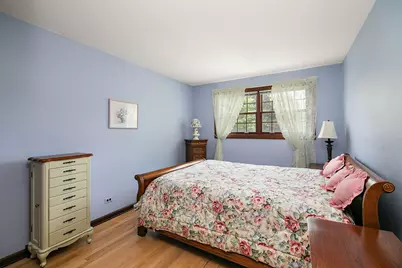 1409 E Rosehill Drive, Arlington Heights, IL 60004 - Photo 18