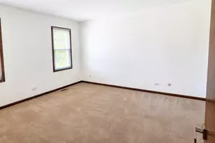 17807 Stonebridge Dr, Hazel Crest, IL 60429 - Photo 10