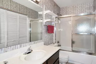 17807 Stonebridge Dr, Hazel Crest, IL 60429 - Photo 14