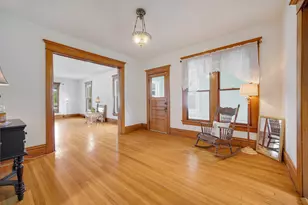 379 Seminary Ave, Aurora, IL 60505 - Photo 14