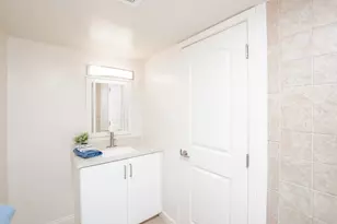 7117 W 93rd St, Oak Lawn, IL 60453 - Photo 10