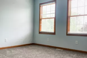 1308 Axcel Ln, Sycamore, IL 60178 - Photo 14