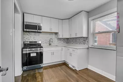9709 S Avalon Avenue, Chicago, IL 60628 - Photo 2