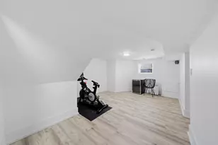 6126 W Roscoe St, Chicago, IL 60634 - Photo 32