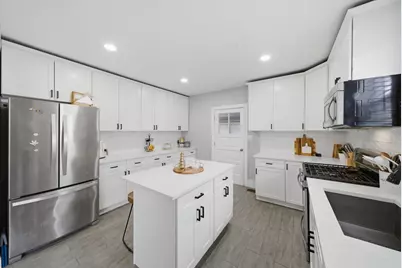 6126 W Roscoe Street, Chicago, IL 60634 - Photo 12