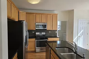 211 Valley View Dr, Saint Charles, IL 60175 - Photo 14