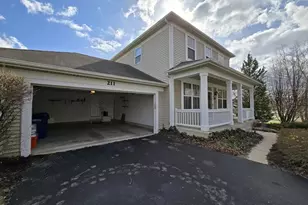 211 Valley View Dr, Saint Charles, IL 60175 - Photo 6