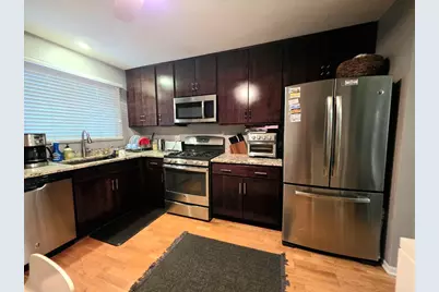 5139 N East River Road #162F, Chicago, IL 60656 - Photo 6