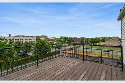 3143 W Warren Boulevard, Chicago, IL 60612 - Photo 12