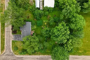 405 W Cherry St, Forreston, IL 61030 - Photo 36