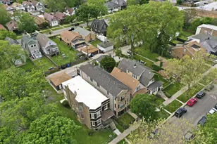 7952 S Marquette Ave, Chicago, IL 60617 - Photo 18