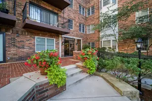 1501 Oak Ave, Evanston, IL 60201 - Photo 4